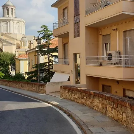 Apartman Il Girasole Imperia